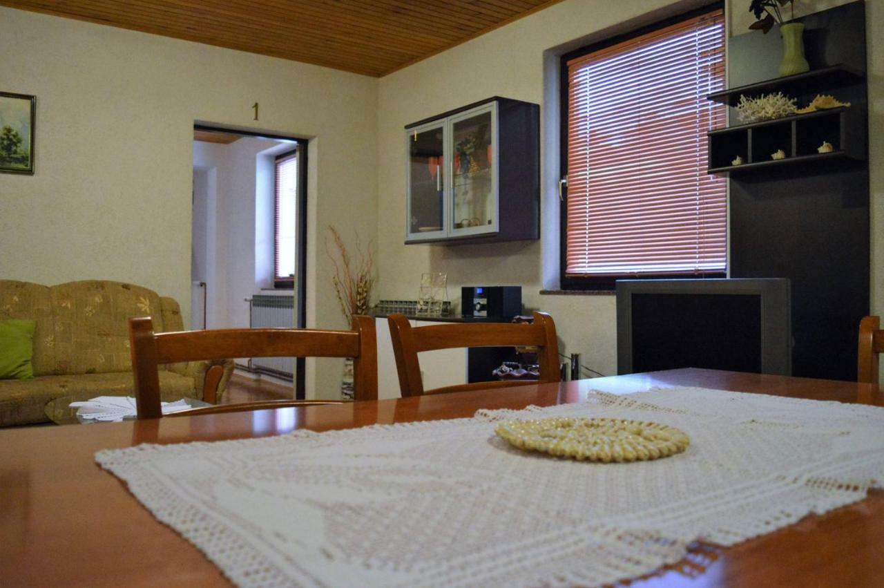 Apartment Racing Beli Manastir Esterno foto